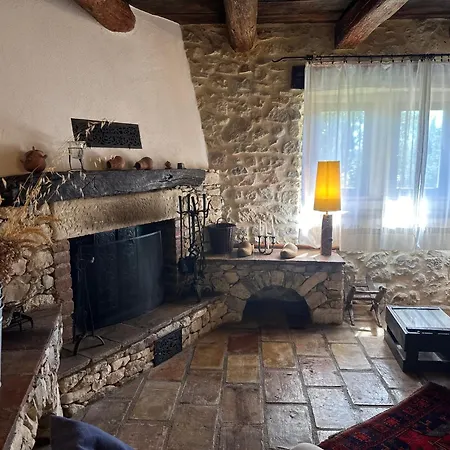 Bergerie Renovee Avec Piscine Chauffee Et Terrain Cloture Vallerargues