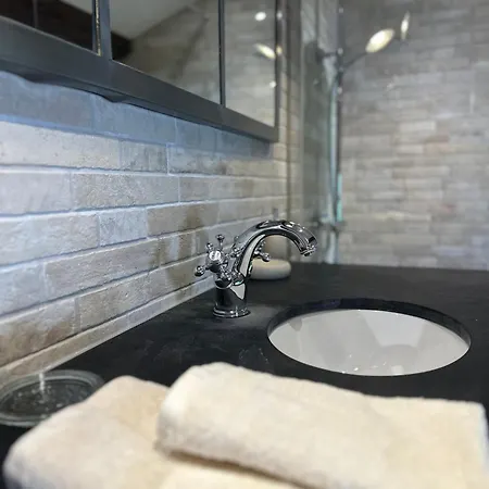 Villa Bergerie Rénovée Avec Piscine Chauffée Et Terrain Clôturé Vallérargues