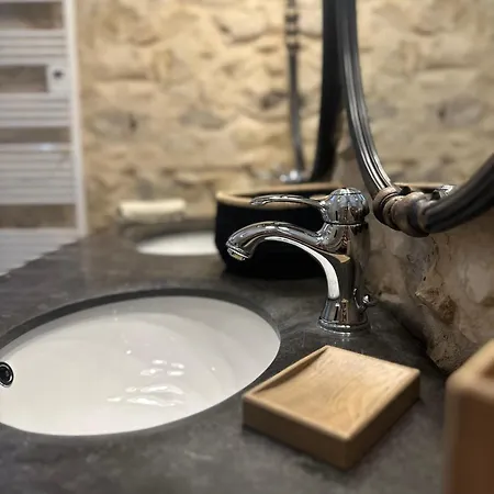 Bergerie Rénovée Avec Piscine Chauffée Et Terrain Clôturé Villa *