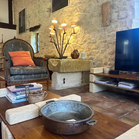 Villa Bergerie Renovee Avec Piscine Chauffee Et Terrain Cloture *