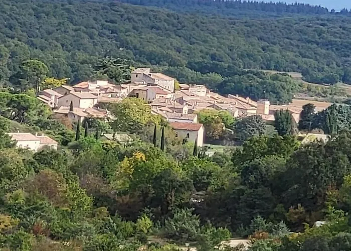 Bergerie Renovee Avec Piscine Chauffee Et Terrain Cloture