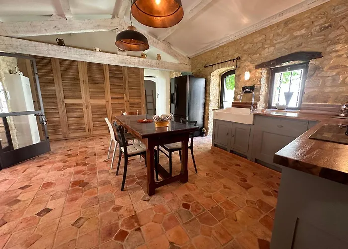 Bergerie Renovee Avec Piscine Chauffee Et Terrain Cloture וילה *
