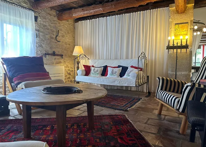 Bergerie Renovee Avec Piscine Chauffee Et Terrain Cloture * Vallérargues