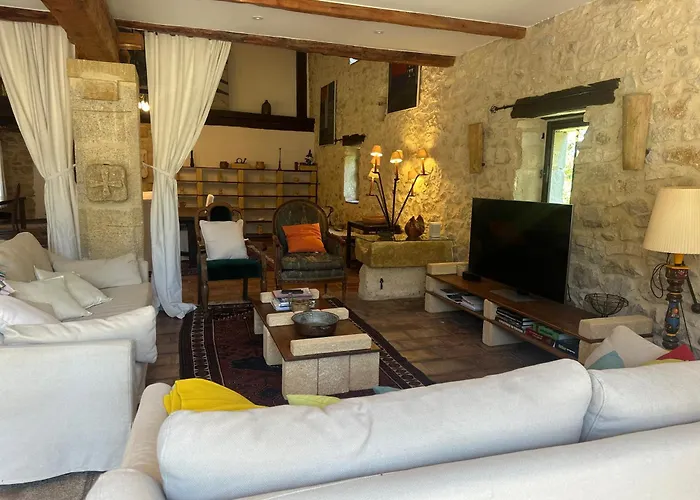 Bergerie Renovee Avec Piscine Chauffee Et Terrain Cloture וילה Vallérargues