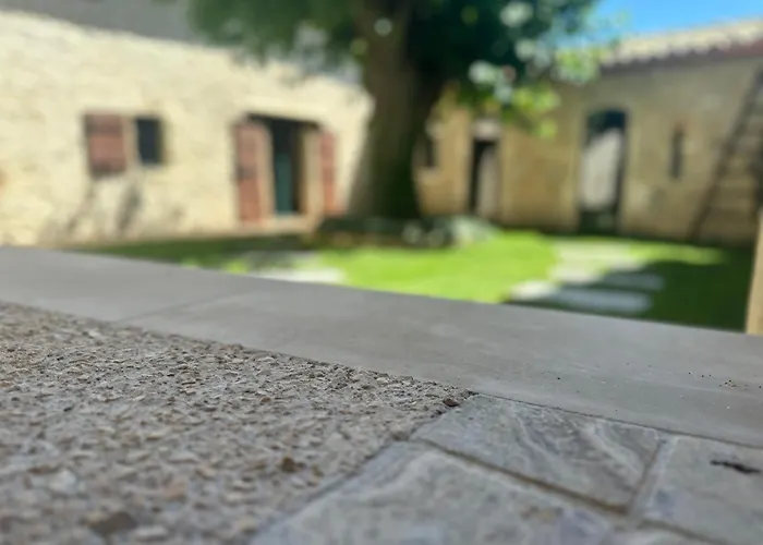 Bergerie Renovee Avec Piscine Chauffee Et Terrain Cloture *
